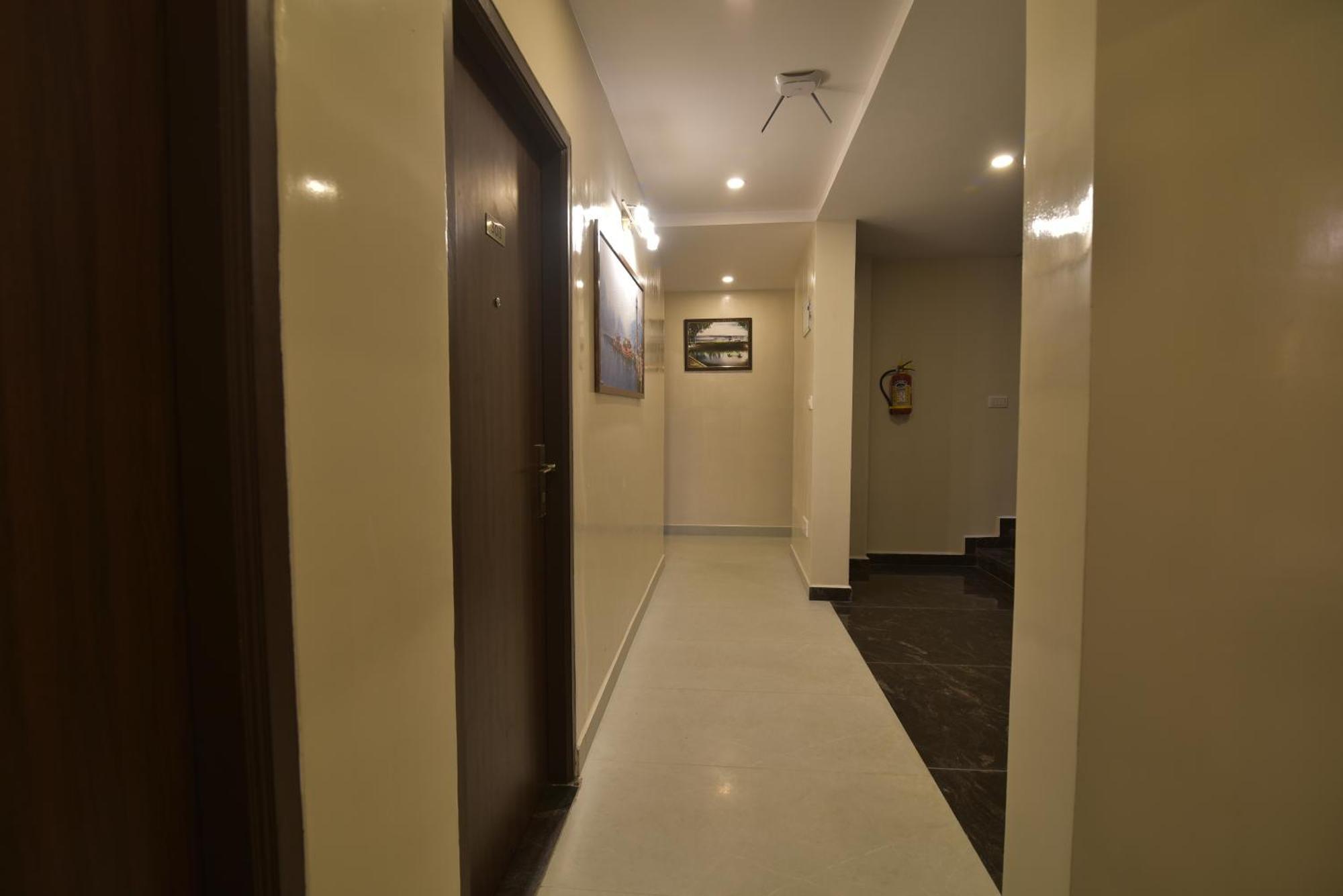 Address 24 Inn Bangalore Exterior foto